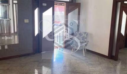 Casa Para Vender com 5 quartos 3 suítes no bairro  jardim das margaridas  em Salvador