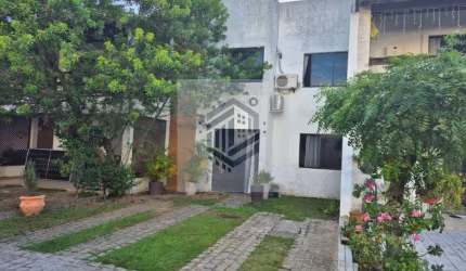 Casa de Condomínio Para Alugar com 4 quartos 2 suítes Mobilliada
