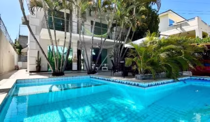 CASA SOLTA | CONDOMÍNIO | 4/4 | PISCINA PRIVATIVA | 245m2