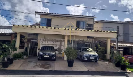 Casa para venda com 4 quartos 3 suítes no bairro Piatã em Salvador