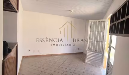 Village duplex 2/4 com 2 sanitários condomínio fechado a 150m da orla de Stella Maris