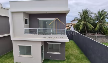 EXCELENTE CASA DUPLEX a 6 minutos da Praia de Buraquinho, em Miragem