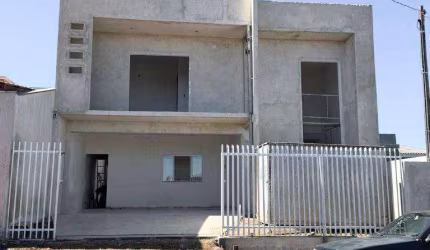 Sobrado com 3 dormitórios à venda, 132 m² por R$ 650.000,00 - Alto da XV - Guarapuava/PR
