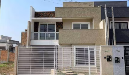 Sobrado com 2 dormitórios à venda, 142 m² por R$ 670.000,00 - Boqueirão - Guarapuava/PR