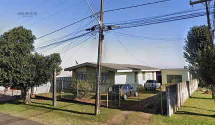 Casa com 4 dormitórios à venda, 210 m² por R$ 670.000,00 - Centro - Guarapuava/PR