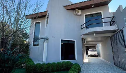 Sobrado com 4 dormitórios à venda, 210 m² por R$ 1.200.000,00 - Santana - Guarapuava/PR