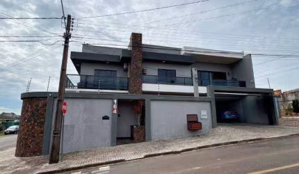 Sobrado  com 289m² à venda no Bonsucesso