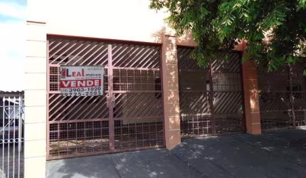 Casa para Venda em Presidente Prudente, COHAB, 2 dormitórios, 1 suíte, 1 banheiro, 3 vagas