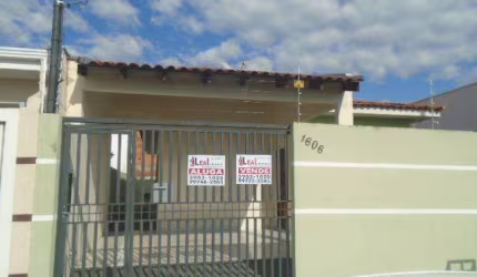 Casa para Venda em Presidente Prudente, PRUDENTINO, 3 dormitórios, 1 suíte, 1 banheiro, 2 vagas