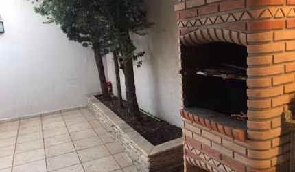 Casa para Venda em Presidente Prudente, SANTA PAULA, 5 dormitórios, 2 suítes, 1 banheiro, 3 vagas