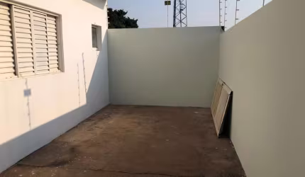 Casa para Venda em Presidente Prudente, CHACARA AZALEIA, 3 dormitórios, 1 suíte, 1 banheiro, 2 vagas