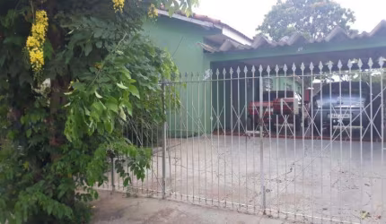 Casa para Venda em Presidente Prudente, CEDRAL, 3 dormitórios, 1 banheiro, 3 vagas