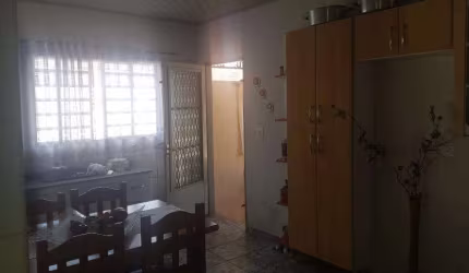 Casa para Venda em Presidente Prudente, TABAJARA, 2 dormitórios, 1 banheiro, 2 vagas