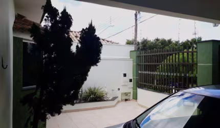 Casa para Venda em Presidente Prudente, GIRASSOIS, 2 dormitórios, 1 suíte, 1 banheiro, 2 vagas
