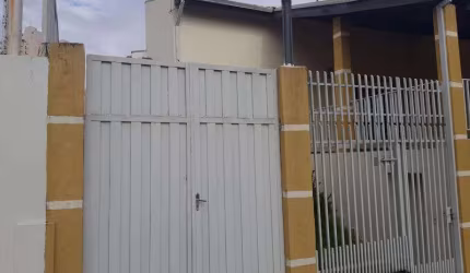 Casa para Venda em Presidente Prudente, CENTRO, 3 dormitórios, 1 suíte, 1 banheiro, 4 vagas