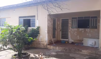 Casa para Venda em Presidente Prudente, AVIAÇÃO, 2 dormitórios, 1 suíte, 1 banheiro, 2 vagas
