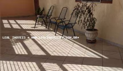 Casa para Venda em Presidente Prudente, RESIDENCIAL UNIVERSITARIO, 3 dormitórios, 1 suíte, 2 banheiros, 2 vagas