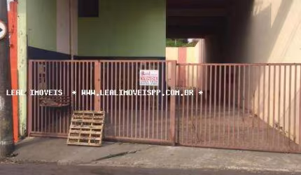 Casa para Locação em Presidente Prudente, FORMOSA, 2 dormitórios, 2 banheiros, 1 vaga