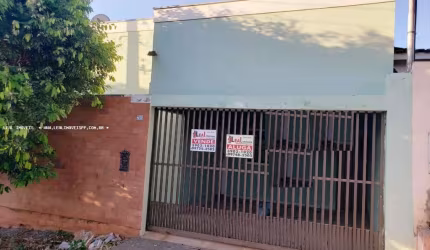 Casa para Venda em Presidente Prudente, VALE DO SOL, 3 dormitórios, 2 suítes, 3 banheiros, 2 vagas