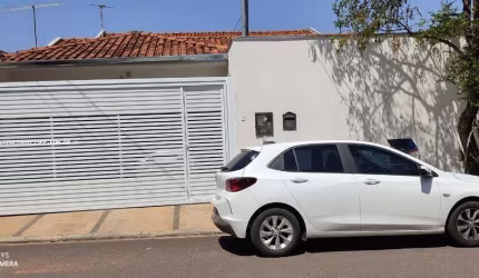 Casa para Venda em Presidente Prudente, PAULISTA, 3 dormitórios, 1 suíte, 1 banheiro, 2 vagas