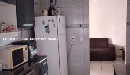 Casa para Venda em Presidente Prudente, MONTE CARLO, 2 dormitórios, 1 banheiro