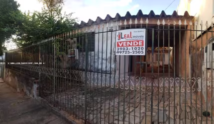 Casa para Venda em Presidente Prudente, SÃO JUDAS TADEU, 2 dormitórios, 1 suíte, 2 banheiros, 2 vagas