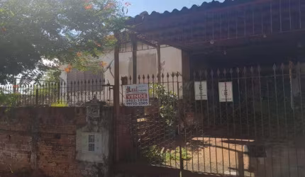 Casa para Venda em Presidente Prudente, AVIAÇÃO, 3 dormitórios, 1 banheiro, 2 vagas