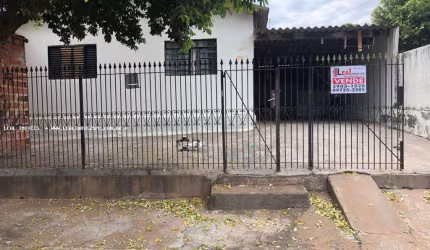 Casa para Venda em Presidente Prudente, BELA VISTA, 3 dormitórios, 2 banheiros, 4 vagas