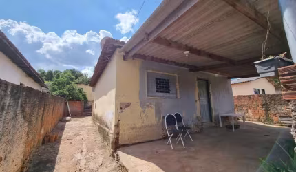 Casa para Venda em Presidente Prudente, GUANABARA, 2 dormitórios, 1 banheiro, 1 vaga