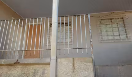 Casa para Venda em Presidente Prudente, VILA VERINHA, 4 dormitórios, 1 banheiro, 1 vaga