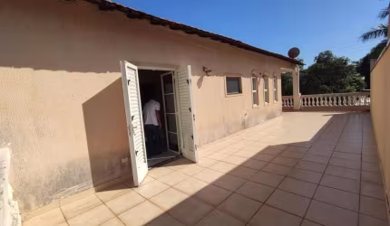 Casa para Venda em Presidente Prudente, VILA GENI, 5 dormitórios, 3 suítes, 4 banheiros