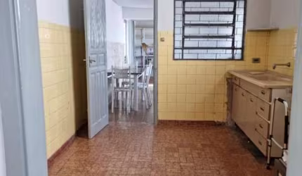 Casa para Venda em Presidente Prudente, VILA FURQUIM, 3 dormitórios, 2 banheiros, 3 vagas