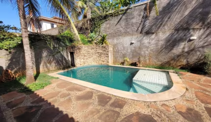 Casa para Venda em Presidente Prudente, HIGIENÓPOLIS, 4 dormitórios, 4 suítes, 6 banheiros, 2 vagas