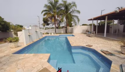 Casa em Condomínio para Locação em Álvares Machado, CONDOMINIO RESIDENCIAL GRAMADO, 3 dormitórios, 1 suíte, 3 banheiros, 2 vagas