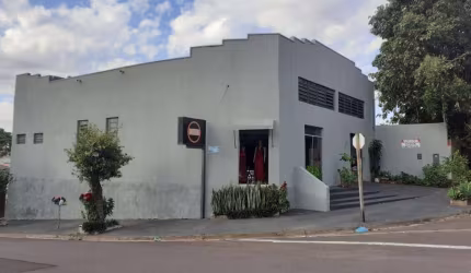 Salão Comercial para Venda em Presidente Prudente, SHIRAIWA, 2 banheiros, 2 vagas