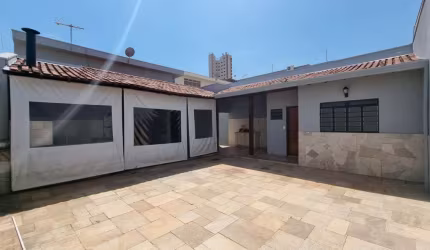 Casa para Locação em Presidente Prudente, BOSQUE, 4 dormitórios, 1 suíte, 3 banheiros, 2 vagas