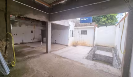 Casa para Venda em Presidente Prudente, BONGIOVANI, 3 dormitórios, 1 suíte, 2 banheiros, 2 vagas