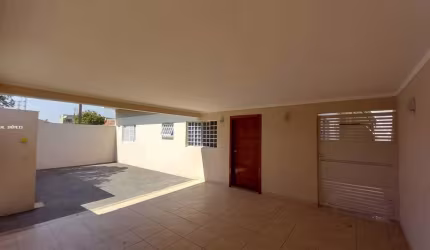 Casa para Venda em Presidente Prudente, RESIDENCIAL UNIVERSITARIO, 3 dormitórios, 1 suíte, 2 banheiros, 2 vagas