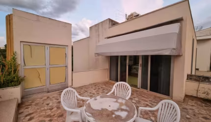 Casa para Venda em Presidente Prudente, CENTRO, 4 dormitórios, 2 suítes, 5 banheiros, 2 vagas
