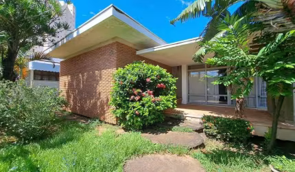 Casa para Locação em Presidente Prudente, CENTRO, 4 dormitórios, 4 suítes, 6 banheiros, 2 vagas