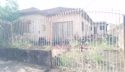 Casa para Venda em Presidente Prudente, BONGIOVANI, 3 dormitórios, 1 banheiro, 2 vagas