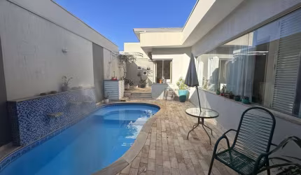 Casa em Condomínio para Venda em Presidente Prudente, CONDOMINIO RESIDENCIAL PORTINARI, 3 dormitórios, 3 suítes, 5 banheiros, 2 vagas