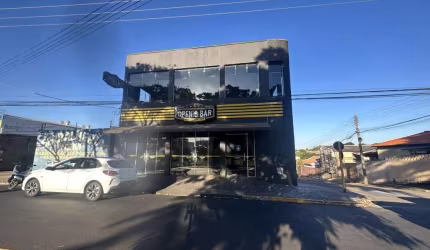 Salão Comercial para Venda em Presidente Prudente, GUANABARA, 4 banheiros, 3 vagas