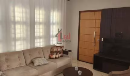 Casa para Venda em Presidente Prudente, VITÓRIA RÉGIA, 3 dormitórios, 1 suíte, 3 banheiros, 2 vagas