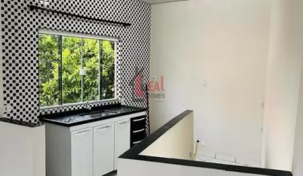 Casa para Venda em Presidente Prudente, IGUAÇÚ, 6 dormitórios, 1 suíte, 4 banheiros, 2 vagas