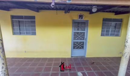 Casa para Venda em Presidente Prudente, AQUINOPOLIS, 2 dormitórios, 1 banheiro, 2 vagas