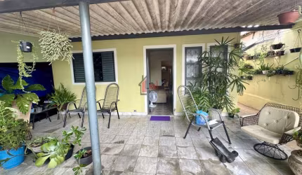 Casa para Venda em Presidente Prudente, VILA RAMOS DE FREITAS, 3 dormitórios, 2 banheiros, 1 vaga