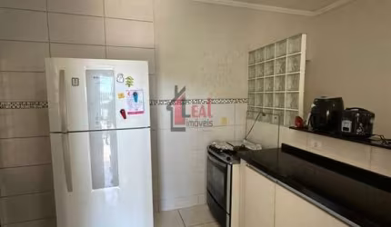 Casa para Venda em Presidente Prudente, IMPERIAL, 2 dormitórios, 1 banheiro, 1 vaga
