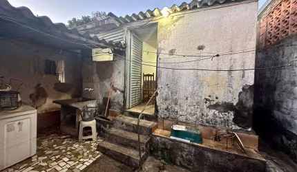 Casa para Venda em Presidente Prudente, VILA ÁUREA, 2 dormitórios, 1 banheiro, 1 vaga