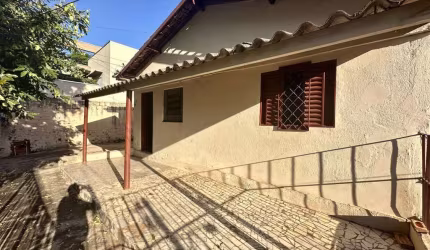 Casa para Venda em Presidente Prudente, SÃO FRANCISCO, 3 dormitórios, 1 banheiro, 1 vaga